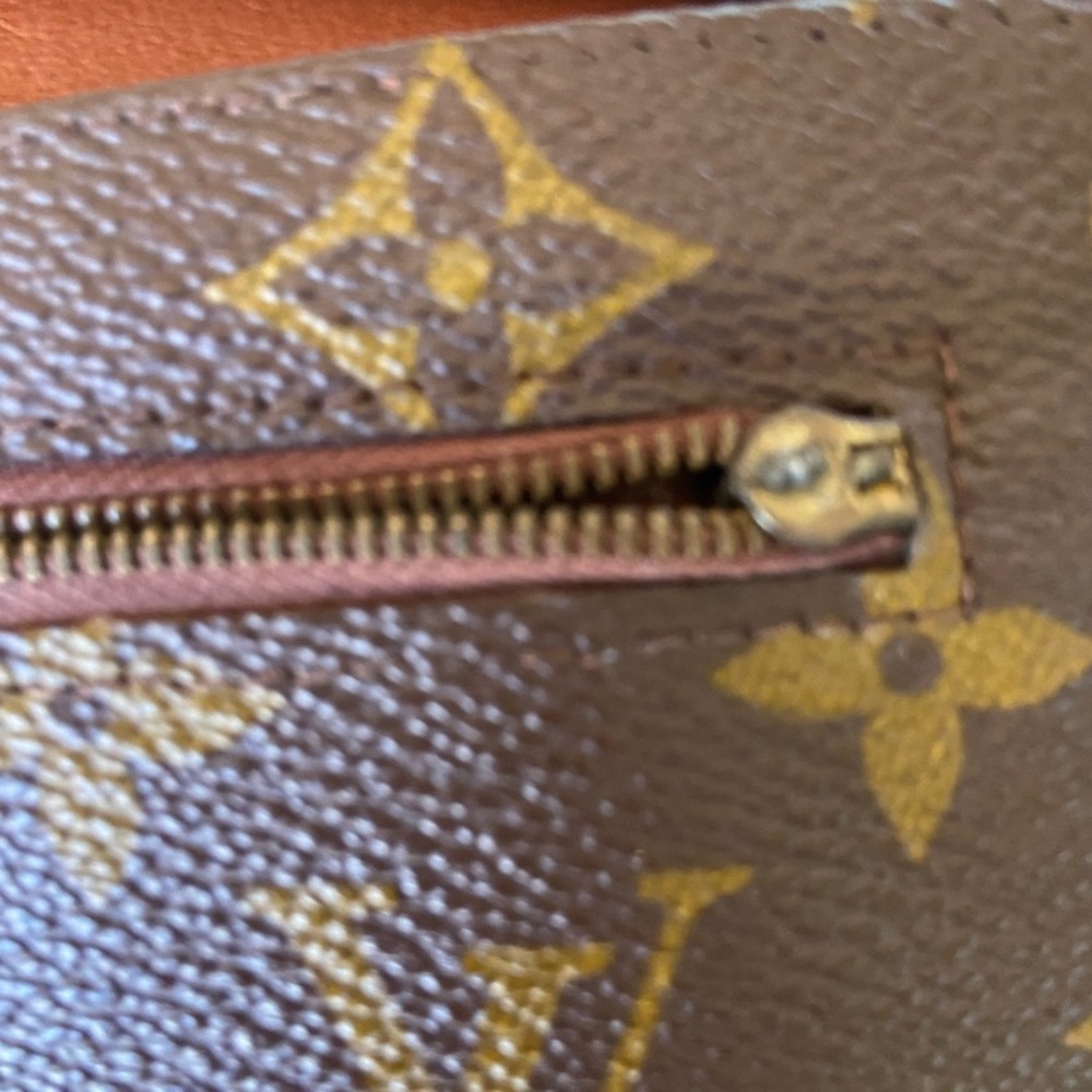 Louis Vuitton Rabat Clutch - Picture 8 of 13